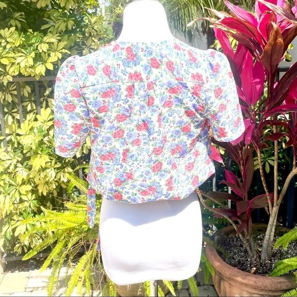 Code Mode Wrap Around Crop Top - Picture 6 of 9